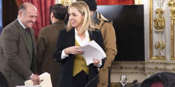 Vicepresidente y presidenta, felices tras el pleno / FOTO: Dipu