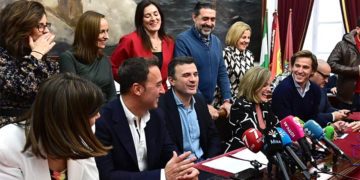 Un momento distendido de la rueda de prensa / FOTO: Eulogio García