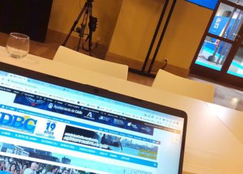 Cubriendo la reunión de ministros de la UE celebrada en el Palacio de Congresos de Cádiz / FOTO: DBC