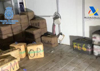 Algunos de los fardos hallados en la finca / FOTO: Policía Nacional