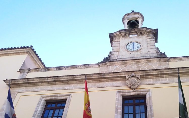 El reloj del Ayuntamiento jerezano que dará las campanadas para la Andalucía televisiva / FOTO: DBC