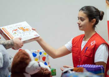 Voluntarios participando en una edición anterior de la campaña / FOTO: Cruz Roja