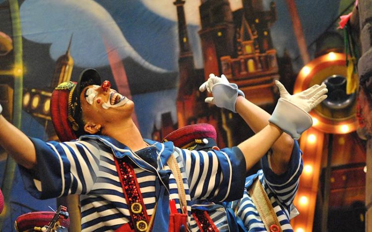 'Y seguimos cantando' en pleno éxtasis / FOTO: DBC