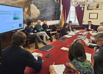 Un momento de la comisión de seguimiento / FOTO: Ayto.