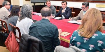 Un momento de la reunión con la plataforma ciudadana / FOTO: Ayto.
