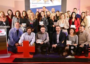 Foto de familia tras el acto / FOTO: Eulogio García