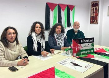 Presentando la convocatoria del 20-E en Cádiz / FOTO: Apdha