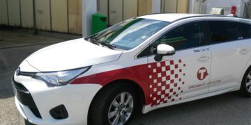 Uno de los vehículos que presta servicio actualmente / FOTO: Tele Taxi Chiclana