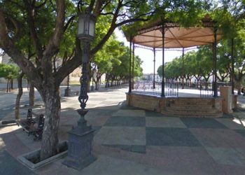 Estampa del templete de la Alameda Vieja