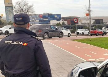 Agente de la Policía Nacional, vigilante / FOTO: Policía Nacional