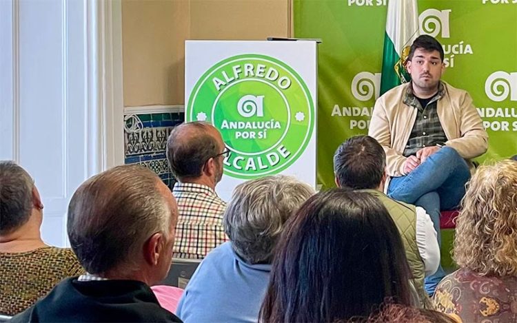 Fernández en un acto de su partido meses atrás / FOTO: AxSí