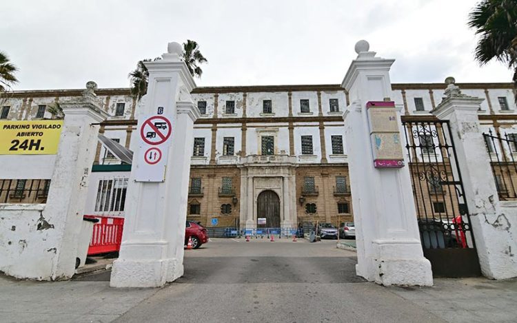 Entrada al hoy parking de Valcárcel / FOTO: Eulogio García