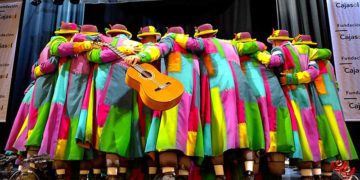 Inmortalizando el paso por el Falla / FOTO: DBC