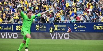 Conan desatado tras el gol del empate / FOTO: Eulogio García