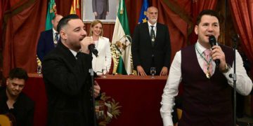 Andy y Lucas cerraron el acto cantando / FOTO: Eulogio García