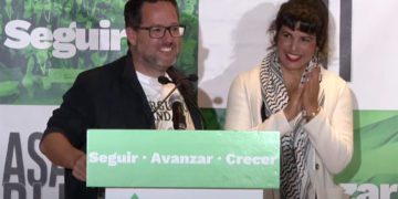 Un momento del discurso final de García / FOTO: Adelante Andalucía (Youtube)