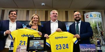 Presentando el acuerdo el pasado otoño / FOTO: Eulogio García