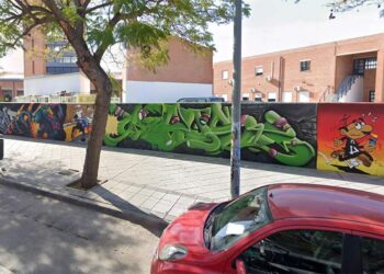 Graffiti en uno de los muros del Parque de Bomberos