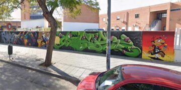 Graffiti en uno de los muros del Parque de Bomberos