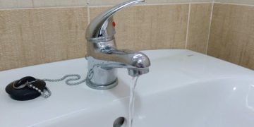 Agua, un bien cada día más escaso / FOTO: DBC
