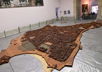 La Maqueta se irá desmontando en directo para su limpieza / FOTO: Eulogio García