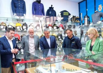 Pasada visita institucional al Parque de Bomberos / FOTO: CBPC