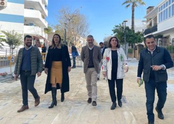 Políticos y técnicos recorriendo la obra / FOTO: Junta