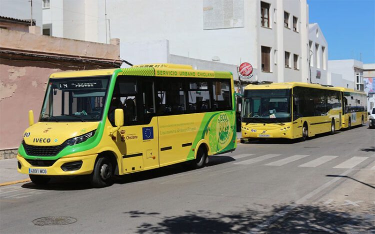 Varios vehículos de la flota / FOTO: Ayto.