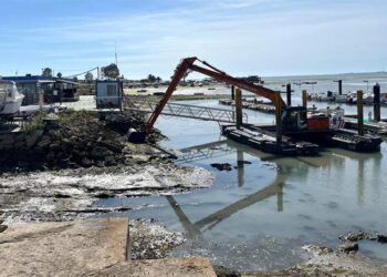 Primeros trabajos en la zona del club náutico / FOTO: Ayto.
