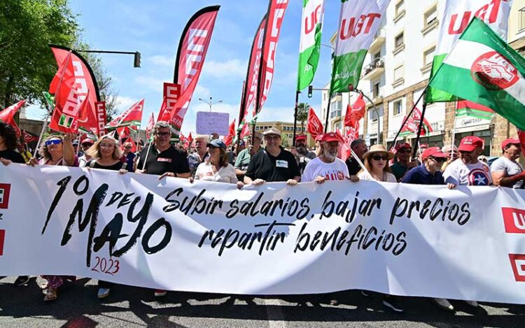 Cabecera de la mani de CCOO y UGT de 2023 / FOTO: Eulogio García