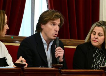 El concejal Pablo Otero en un pasado pleno / FOTO: Eulogio García