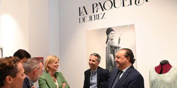 Visita de la alcaldesa a la exposición / FOTO: Ayto.