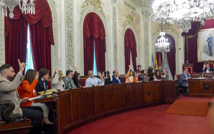 La bancada popular en el pleno / FOTO: Eulogio García