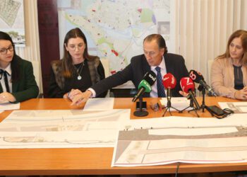 Román ofrece detalles del proyecto / FOTO: Ayto.