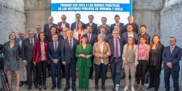 Posado tras la entrega de premios en Madrid /  FOTO: AVS