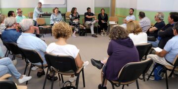 Última reunión con representantes vecinales de la barriada / FOTO: Junta