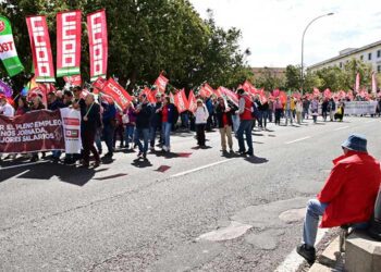 En la manifestación del Primero de Mayo de CCOO y UGT / FOTO: Eulogio García