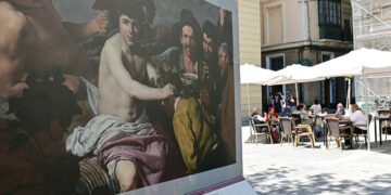 Terraza en la plaza de España de Cádiz / FOTO: Eulogio García