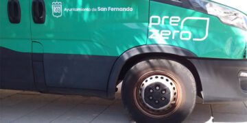 Uno de los vehículos de la contrata / FOTO: DBC