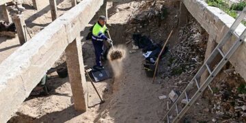 Durante pasados trabajos de exhumación de restos de represaliados del franquismo / FOTO: Eulogio García