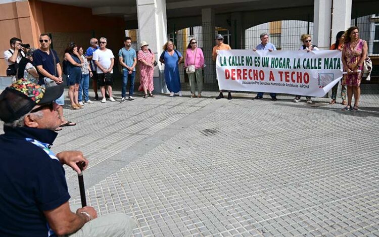Concentrados en la escalera de Capuchinos / FOTO: Eulogio García