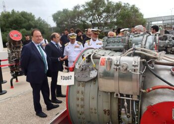 En la recepción formal del material / FOTO: UCA