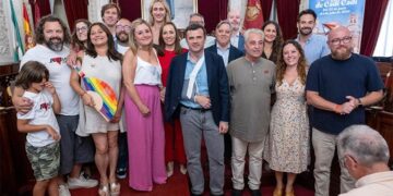 Foto de familia con los homenajeados / FOTO: Ayto.