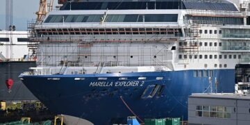 Uno de los cruceros reparados en Cádiz en 2023 / FOTO: Eulogio García