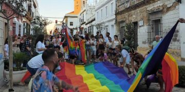 El animado “desfile del Orgullo” / FOTO: Ayto.