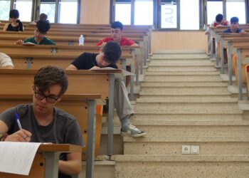 Uno de los exámenes en la Facultad de Medicina / FOTO: UCA
