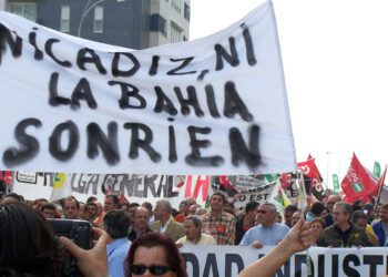 Una de las primeras manifestaciones masivas cubiertas por el periódico hace dos décadas / FOTO: DBC