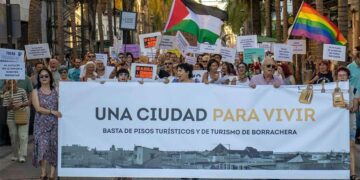 Cabecera de la marcha celebrada en verano de 2024 / FOTO: Las Tres Rosas