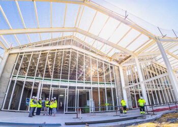 Visitando la obra del futuro Centro de Excelencia de Sistemas Navales / FOTO: Ayto.