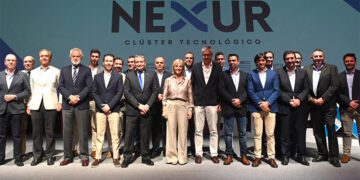 Foto de familia en la clausura del acto de presentación / FOTO: Ayto.